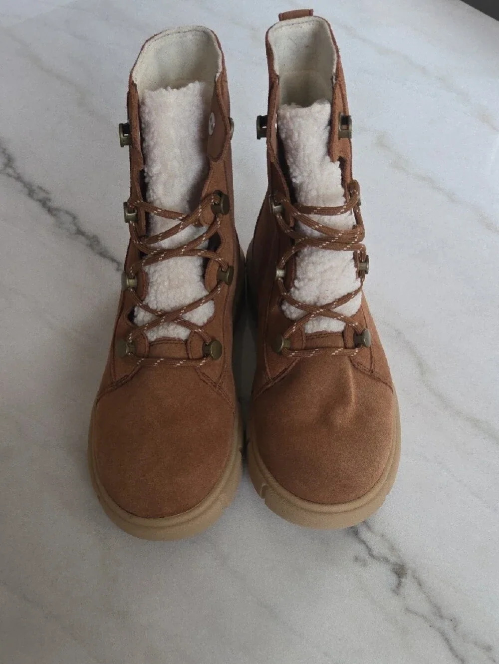 Sorel Women's Tan Suede Shearling-Lined Lace-Up Winter Boots Size 8